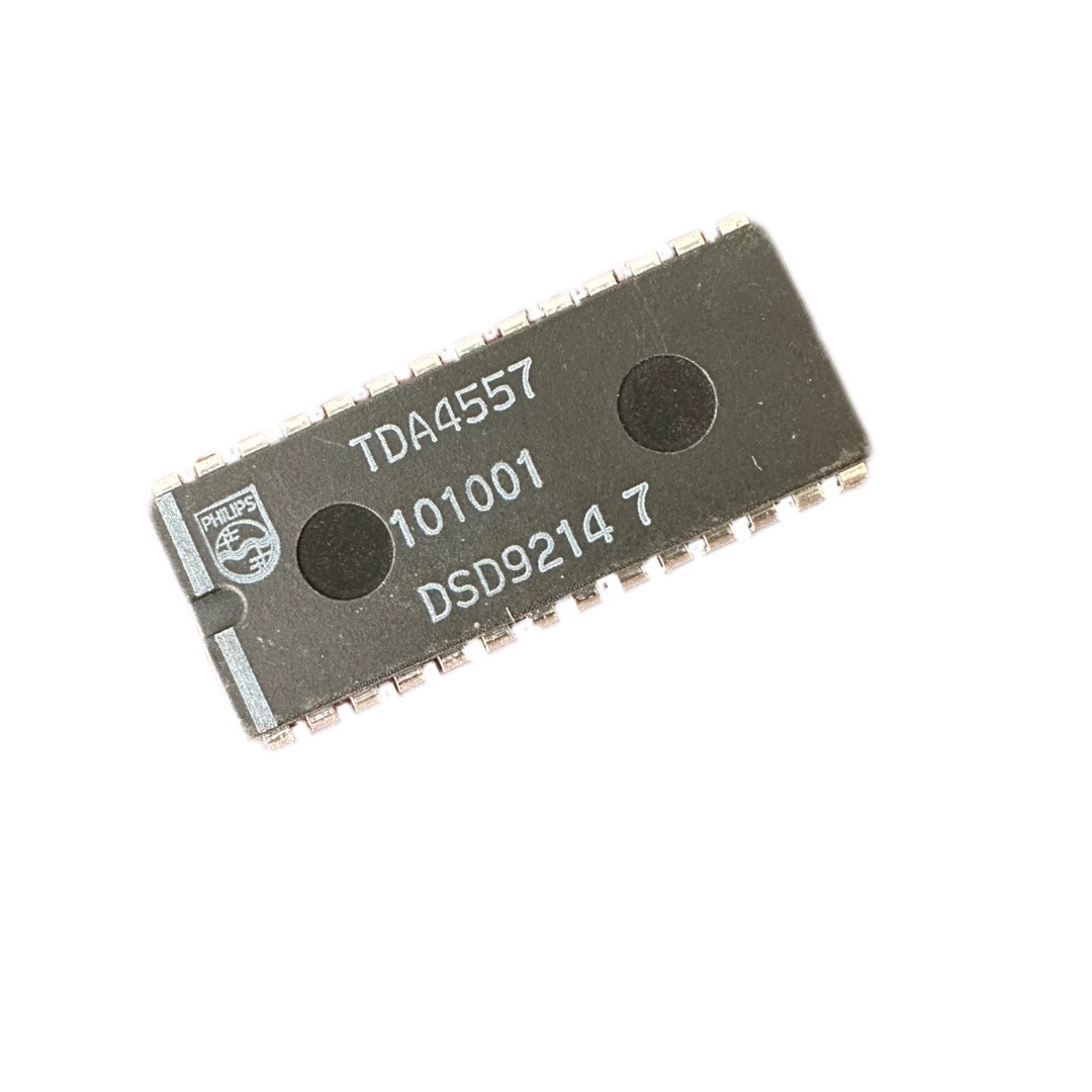  آی سی TDA4557-2