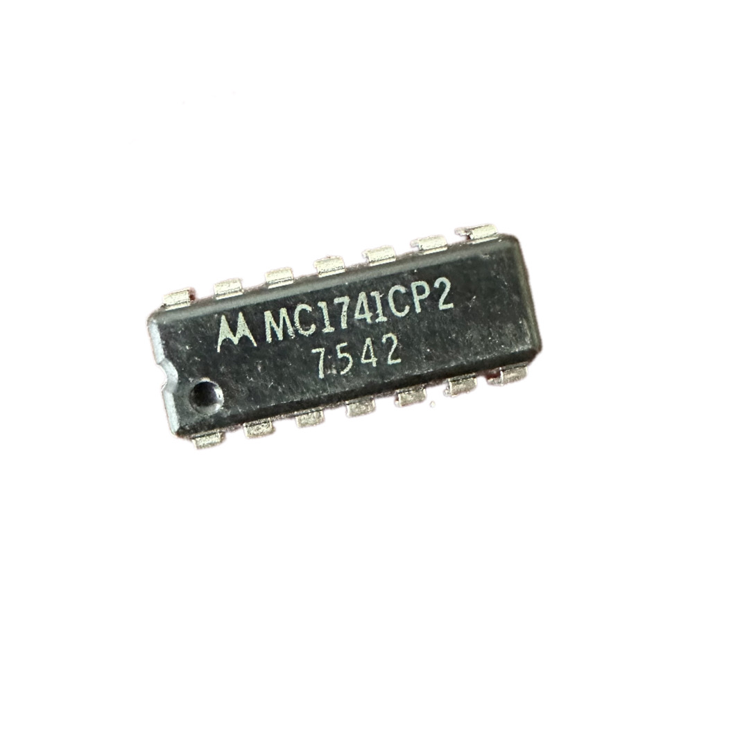  آی سی MC1741CP2-2