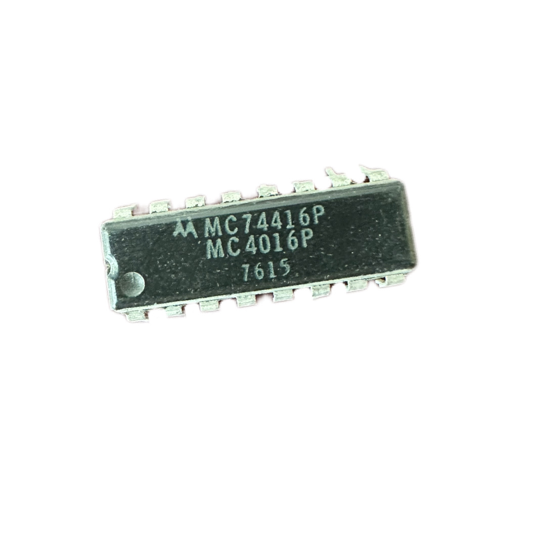  آی سی MC74416P-2