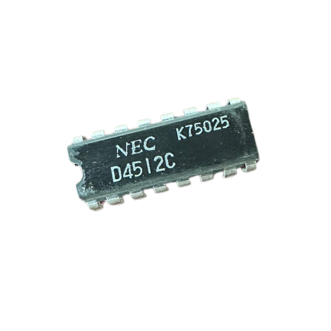  آی سی D4512C-2
