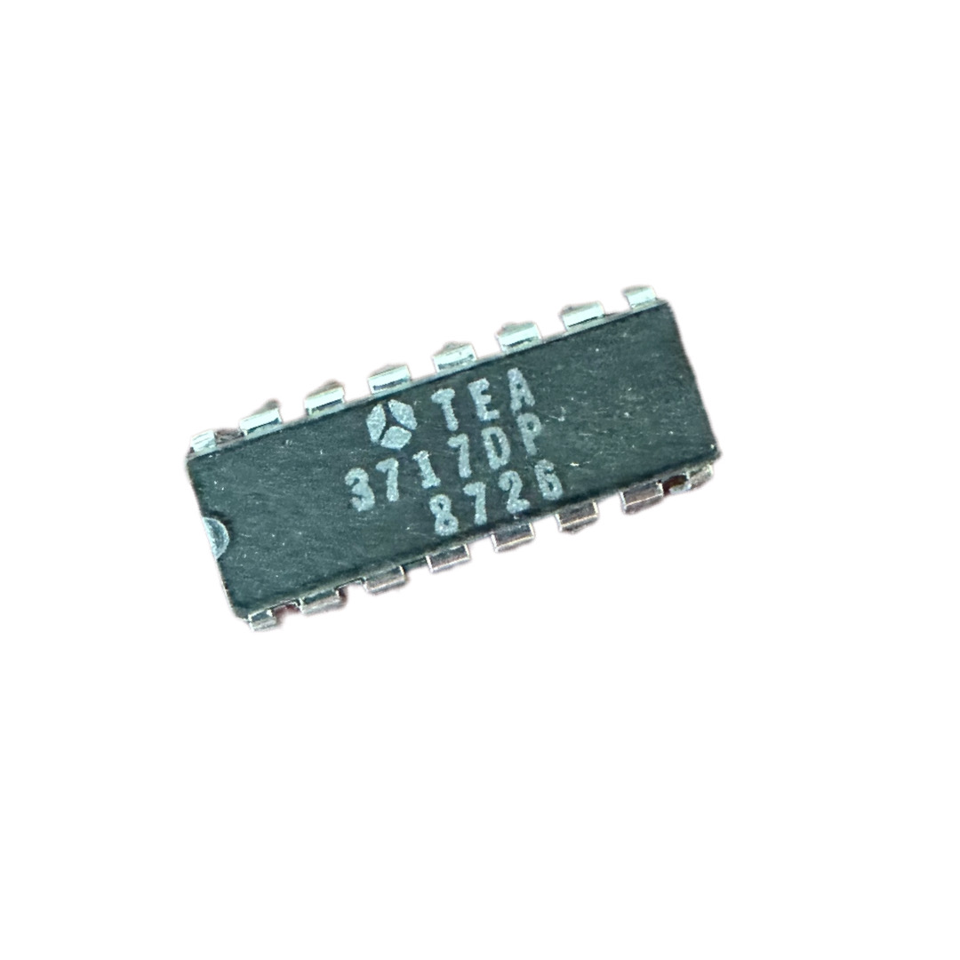  آی سی TEA3717DP-2