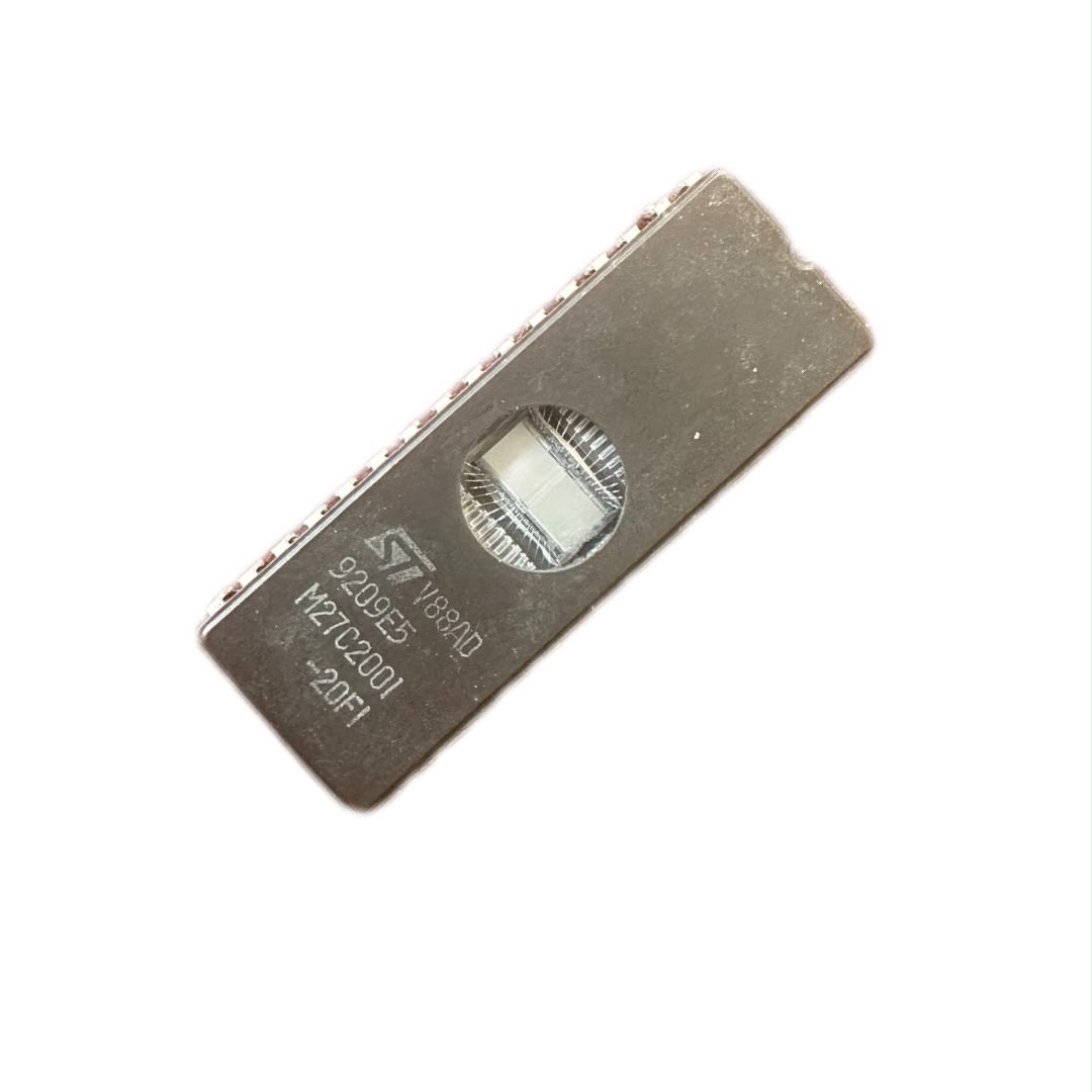  آی سی M27C2001-20F1-2